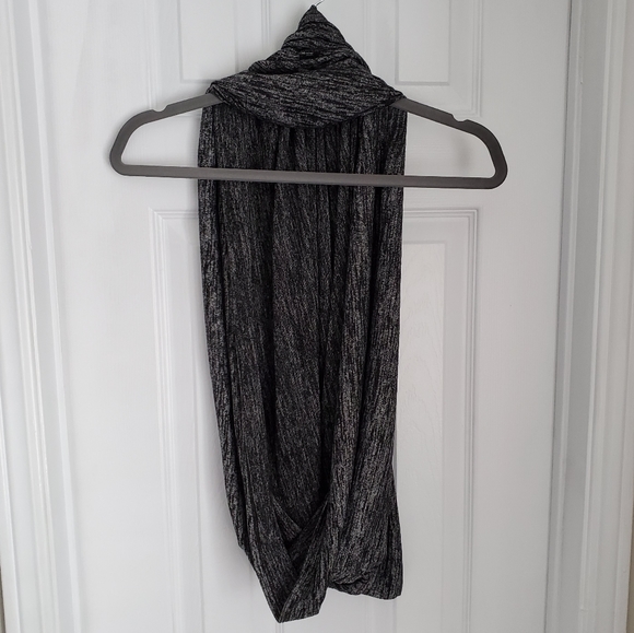 Wilfred Free EUC Bax Scarf Heathered Black Grey - Picture 2 of 4
